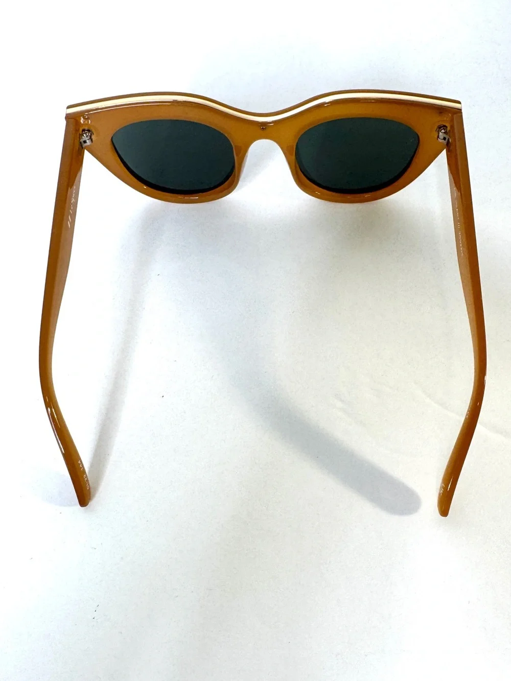 LE SPECS Air Heart Cat Eye Sunglasses Caramel With Gold
